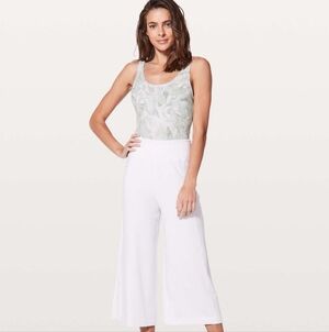 Lululemon Arise Bodysuit *NuluJasmine White Multi